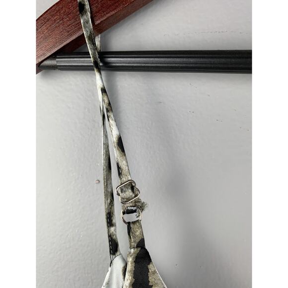 Missguided Dress womens size 4 Asymmetric High Low Fit & Flare Animal Print - Picture 6 of 7